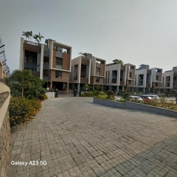 flats in guwahati price